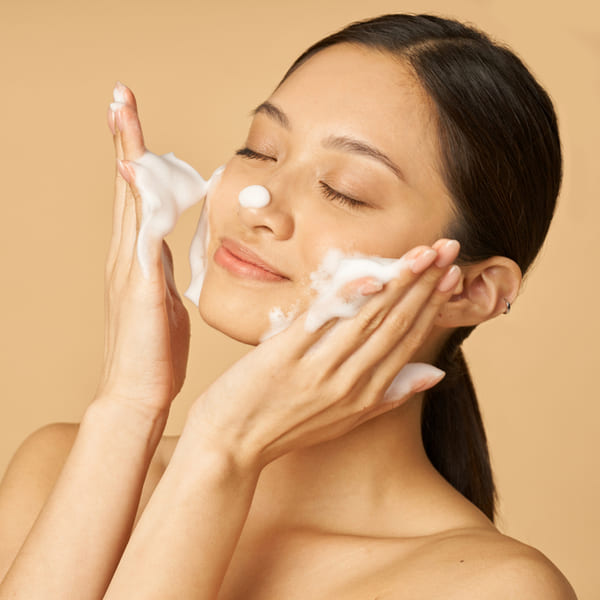 Higiene Facial en Marbella - Elegant Clinic Banús